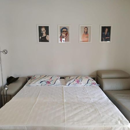 Fully Renovated, Family-Friendly Apartment, Next To A Huge Green Park, In Athens Center מראה חיצוני תמונה