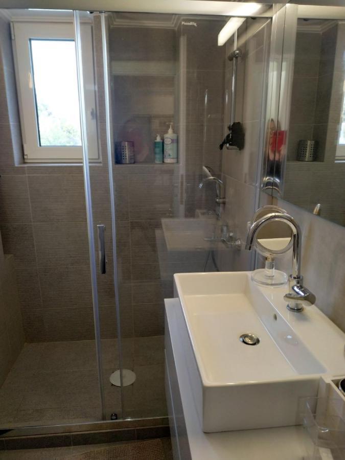 Fully Renovated, Family-Friendly Apartment, Next To A Huge Green Park, In Athens Center מראה חיצוני תמונה