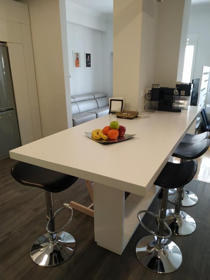 Fully Renovated, Family-Friendly Apartment, Next To A Huge Green Park, In Athens Center מראה חיצוני תמונה