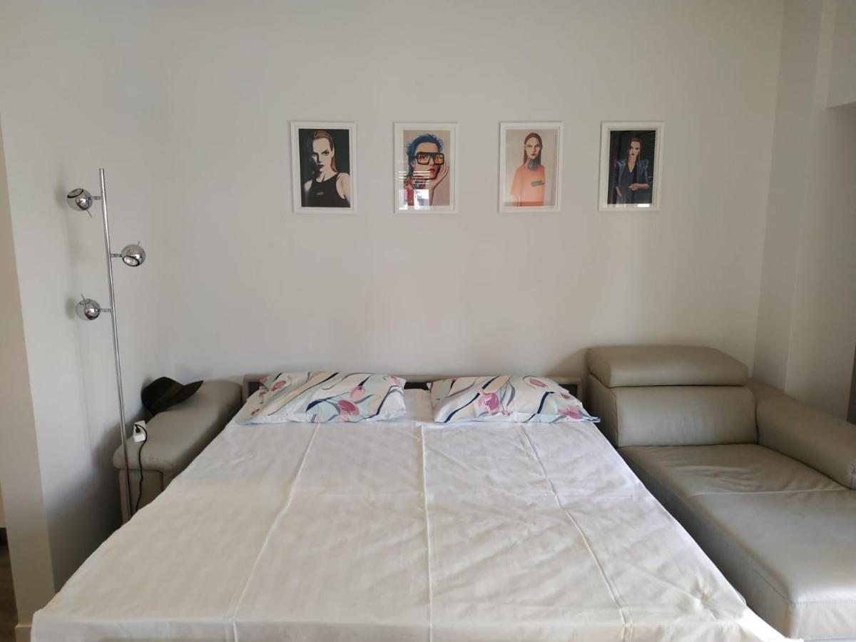 Fully Renovated, Family-Friendly Apartment, Next To A Huge Green Park, In Athens Center מראה חיצוני תמונה